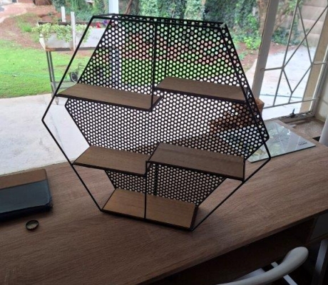 WALL HANGING SHELF - R100 (C BENONI)