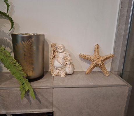 3 ORNAMENTS - R100 (S SANDTON)