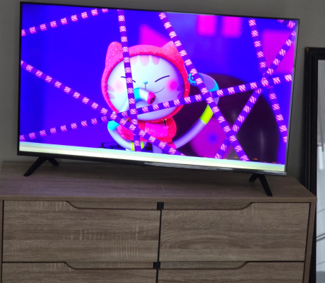 40 INCH HISENSE SMART TV
