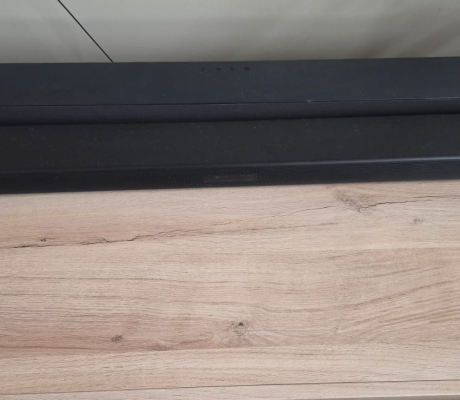 LG SOUND BAR AND SUBWOOFER