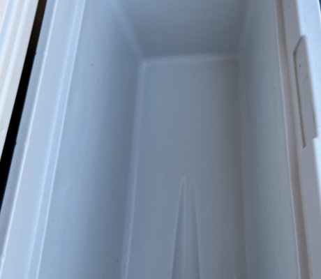 No:  16  (KP-STORE) -LARGE COLEMAN EXTREME COOLER BOX  - R600