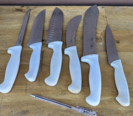 No:  32  (KP-STORE) -TRAMONITA KNIFE SET (6)  - R2500