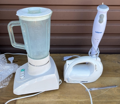 No:  36  (KP-STORE) -3 PIECE BLENDER MIXER AND HAND BLENDER  - R550