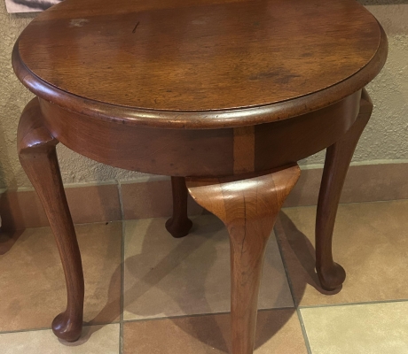 (ALB 25/4 - No:64) - Art Deco mahogany side table