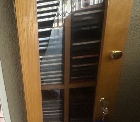 (ALB 25/4 - No:65) - CD stand