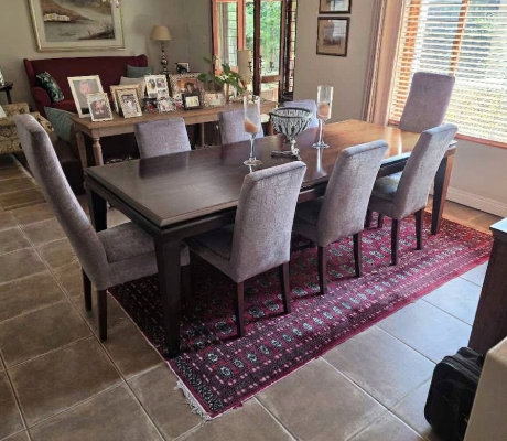 (LF1) House and Haven Dining room table and 8 chairs