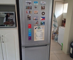 SAMSUNG FRIDGE FREEZER - R2000 (C BENONI)