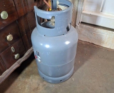 GAS CYLINDER - R250 (C BENONI)