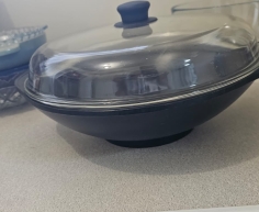 LARGE CAST IRON WOK WITH GLASS LID - R300 (C BENONI)