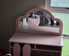 TODDLER DRESSING TABLE AND CHAIR