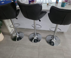3 X BAR STOOLS