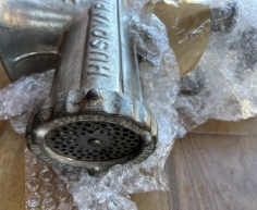 No:  46  (KP-STORE) -HUSQVARNA NR 10 GRINDER  - R300
