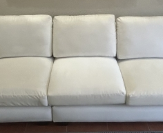(ALB 25/4 - No:23) - White leatherrette modular sofa(420cm W x 80cm H x 100cm D)  Price reduced from R2900 to R2000